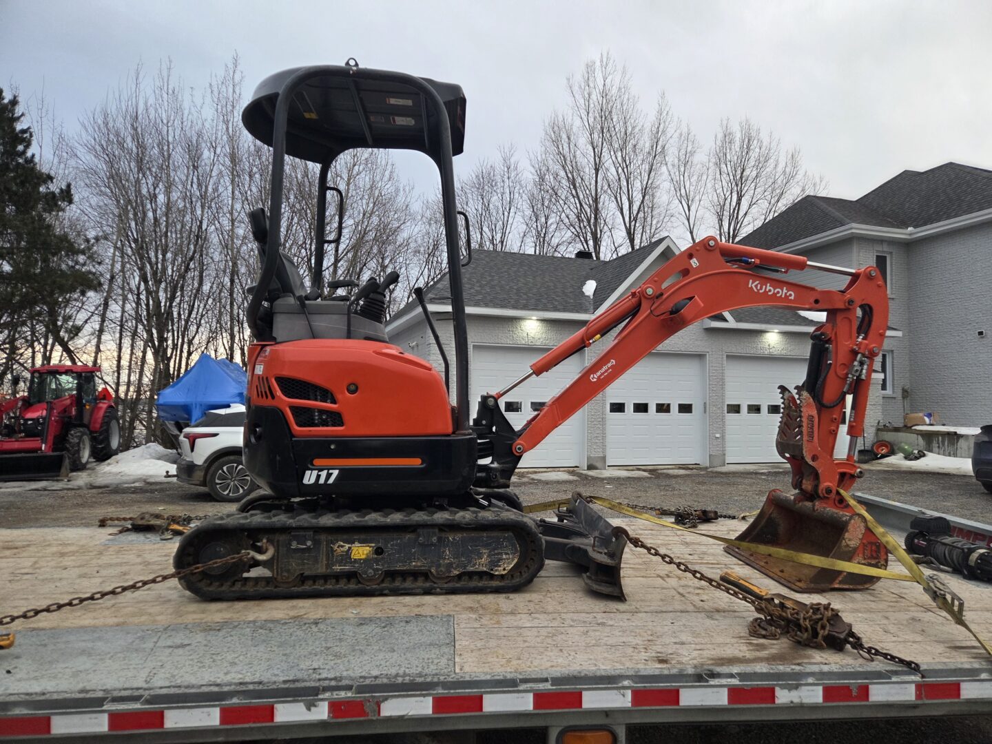 Kubota U17 2022